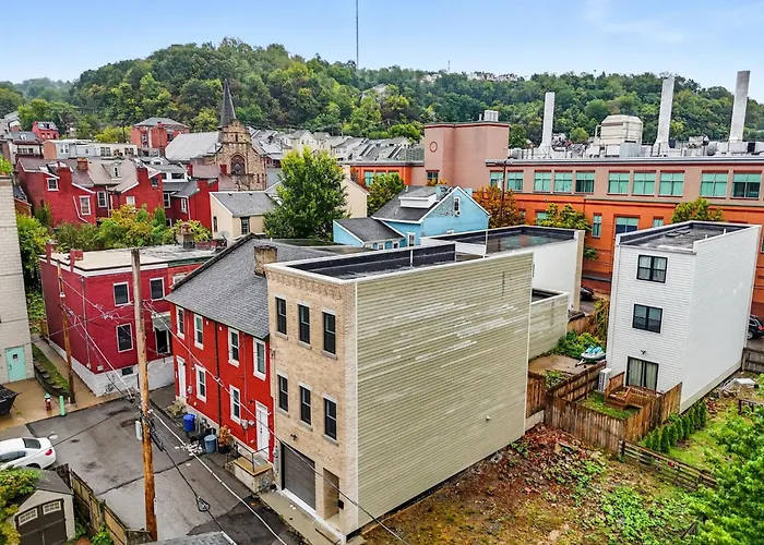 2 Bedroom 2 And A Half Bath Townhouse Stadium And Downtown Nearby * Pittsburgh