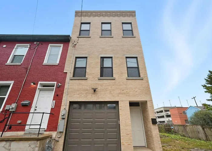 2 Bedroom 2 And A Half Bath Townhouse Stadium And Downtown Nearby * Pittsburgh